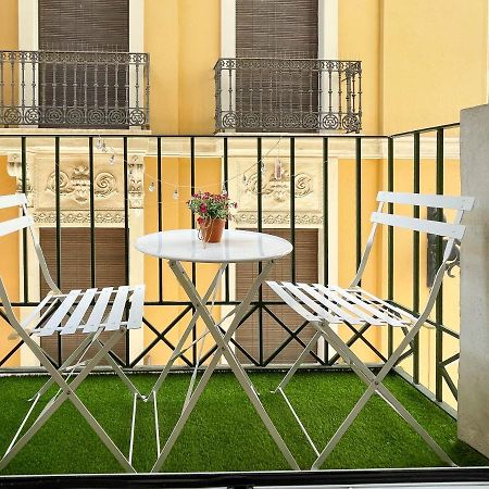 Apartamento Con Mucho Encanto En Pleno Centro Alicante Exterior foto