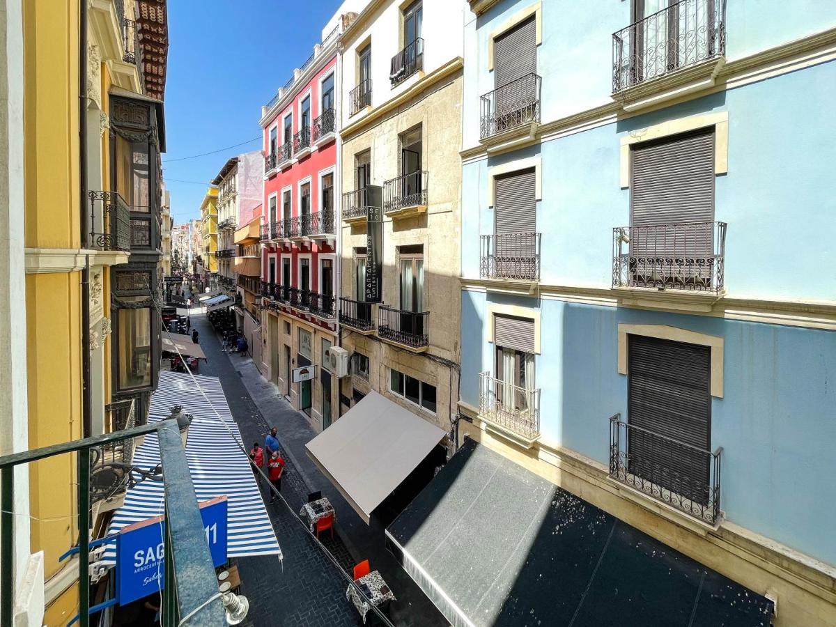 Apartamento Con Mucho Encanto En Pleno Centro Alicante Exterior foto