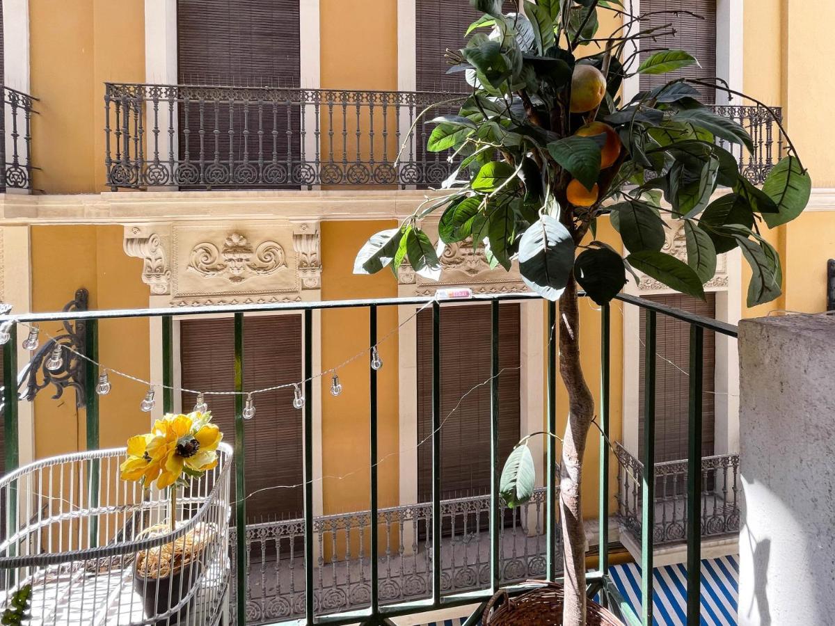 Apartamento Con Mucho Encanto En Pleno Centro Alicante Exterior foto