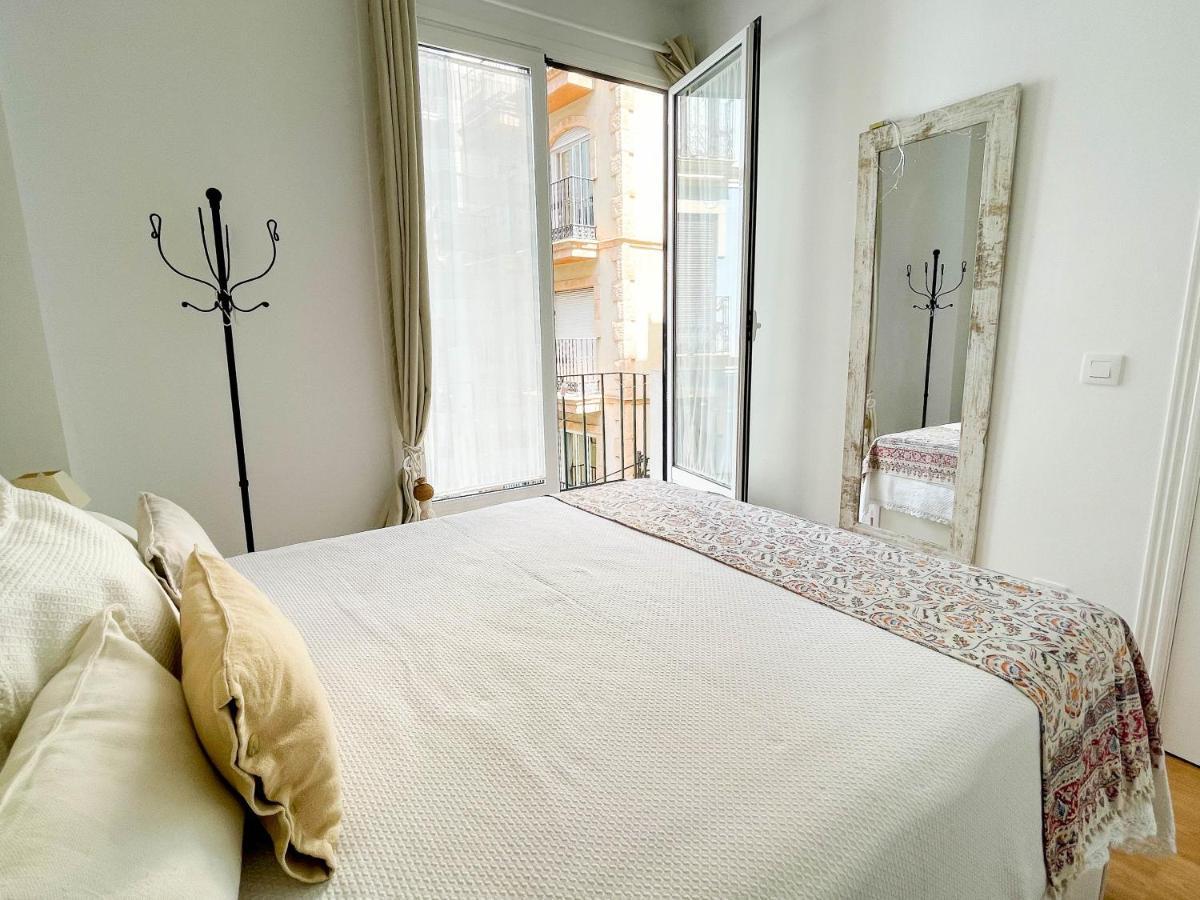 Apartamento Con Mucho Encanto En Pleno Centro Alicante Exterior foto